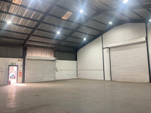 To Let Commercial Property for Rent in Newton Park Eastern Cape